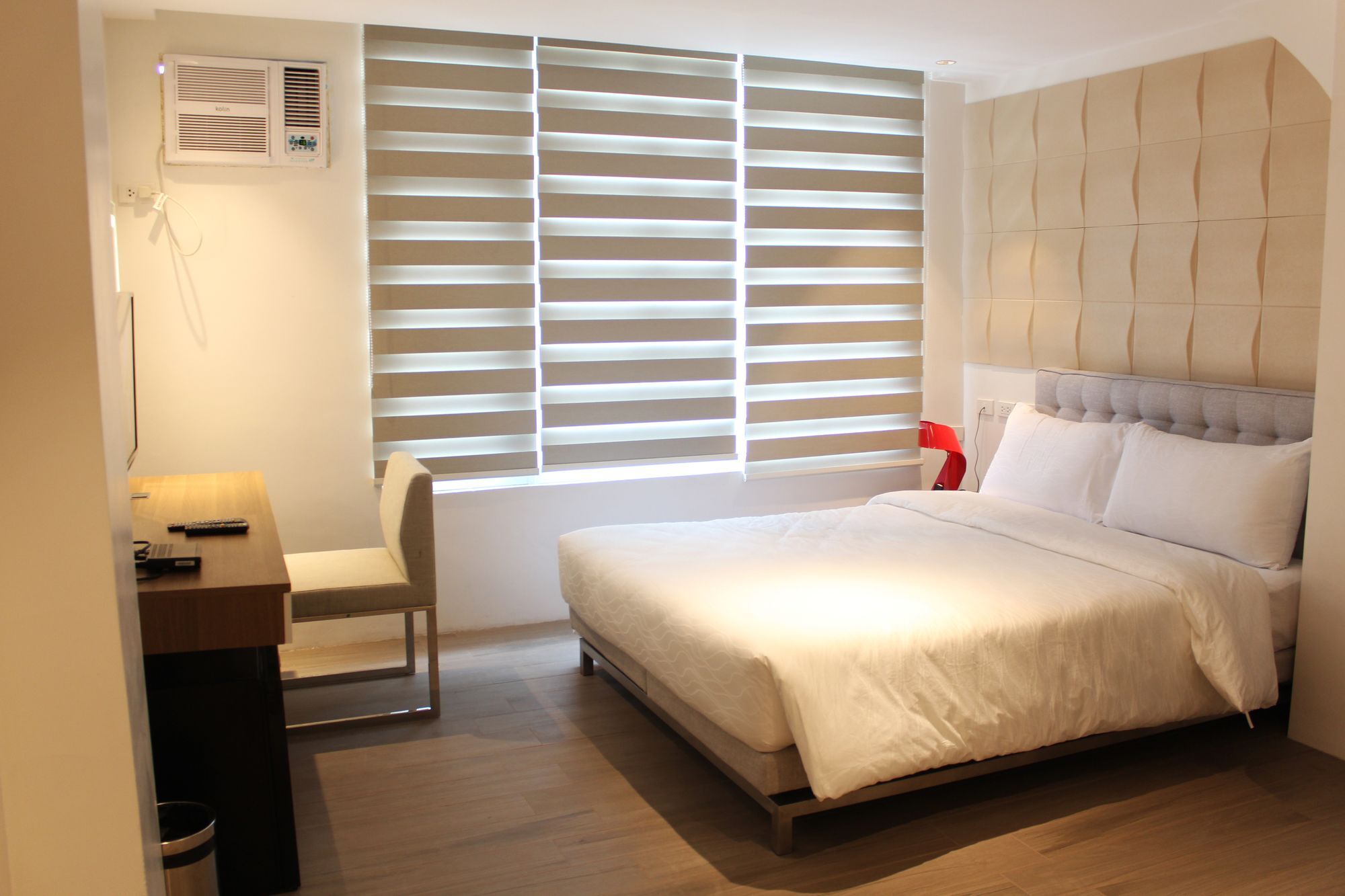 City Park Hotel Residences Taguig Exterior foto